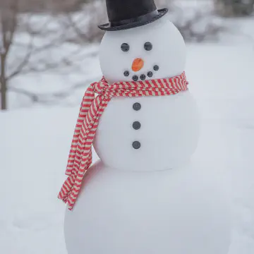 4 Foot Tall Styrofoam Snowman For a Photo Shoot
