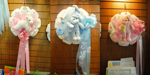 Door Hanger Wreaths Using Styrofoam Wreath