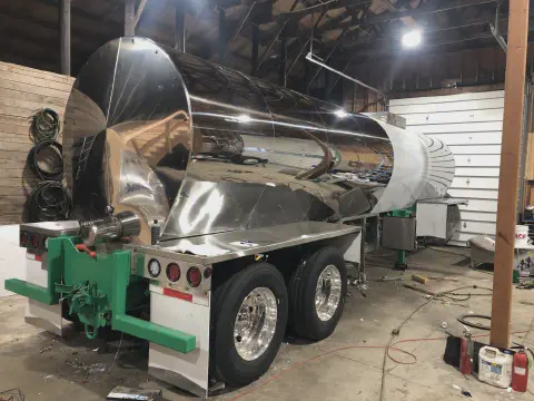 Expanded Polystyrene Used to Insulate Milk Tanker